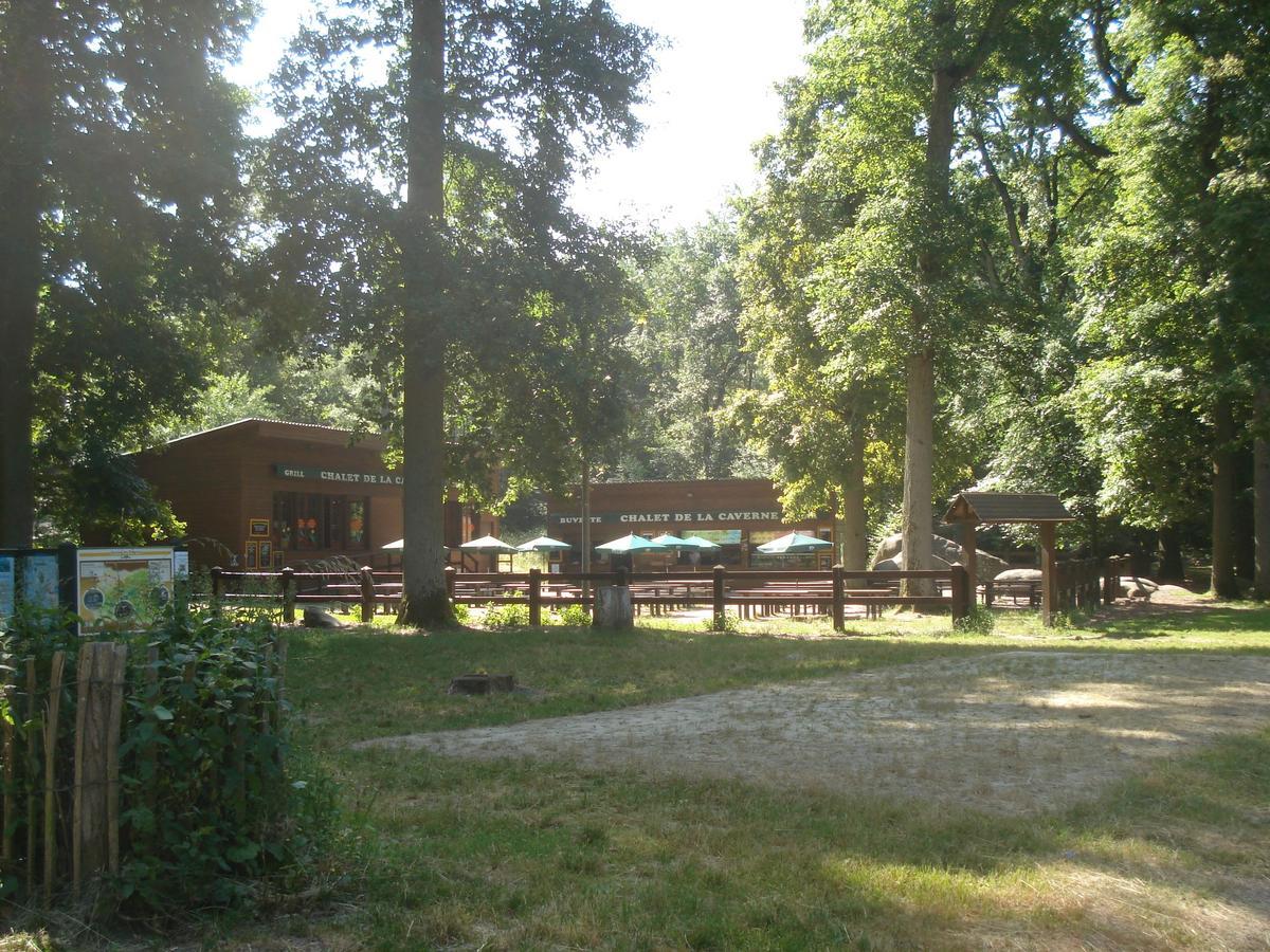 Les Premices De La Foret Chailly-en-Biere Exteriör bild